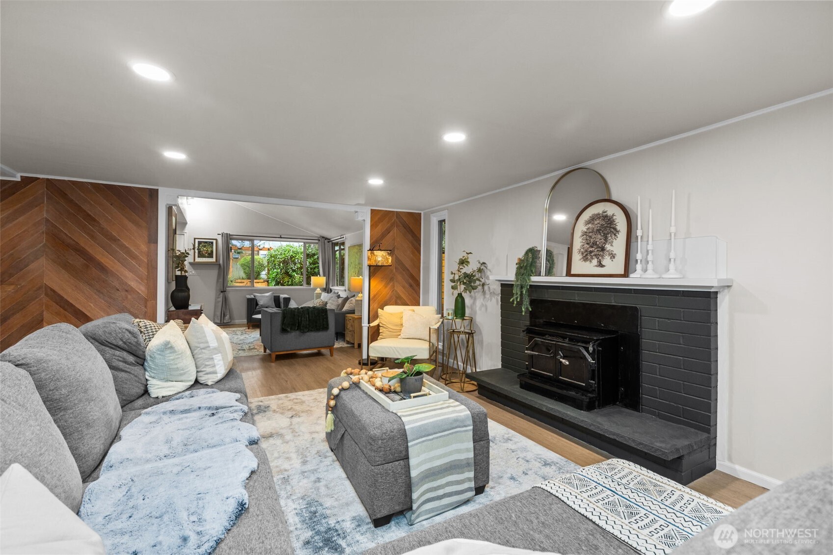 132 Northwest 143rd Street Seattle, WA 98177 - Photo 7 of 38