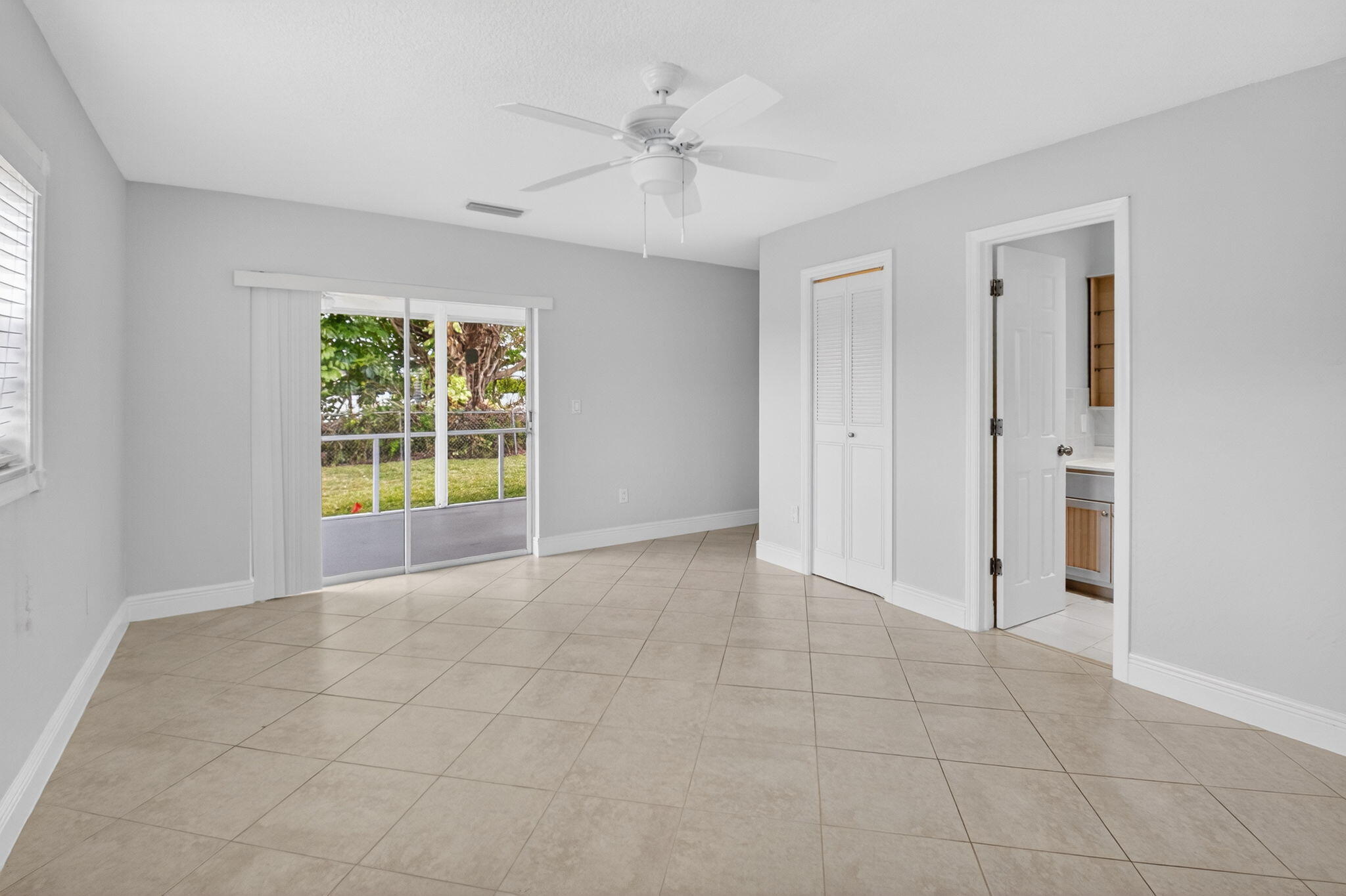 9197 Southwest 3rd Street Boca Raton, FL 33428 - Photo 9 of 39 Master Bedroom Pic #3