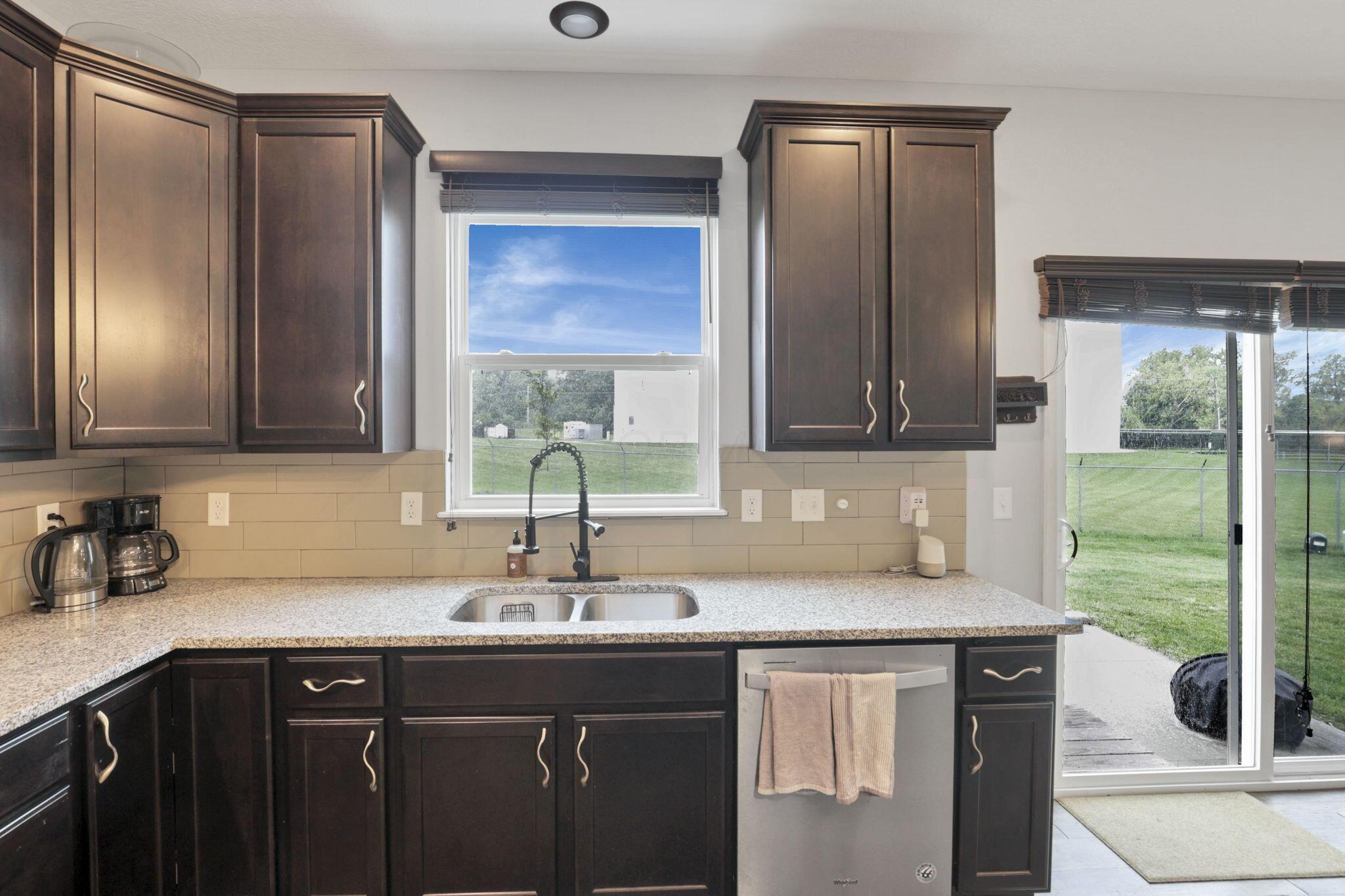 3392 Buhrmill Road Reynoldsburg, OH 43068 - Photo 14 of 104 24-web-or-mls-0N4A1683