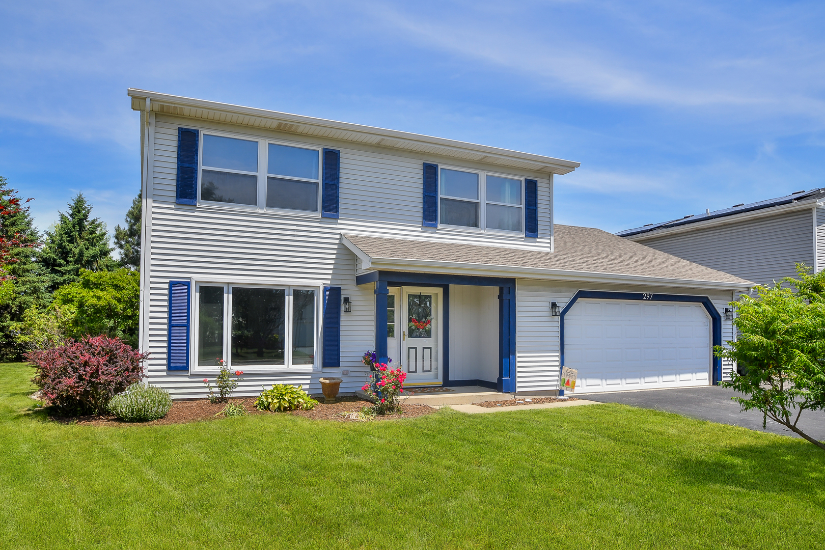 297 Springbrook Lane Carol Stream, IL 60188 - Photo 2 of 38