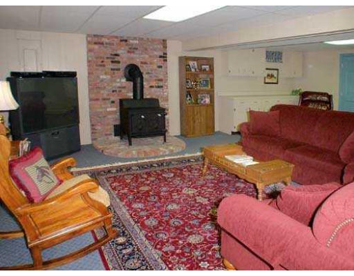 22 Hickory Ridge Road Rehoboth, MA 02769 - Photo 5 of 8 Gallery Image 5
