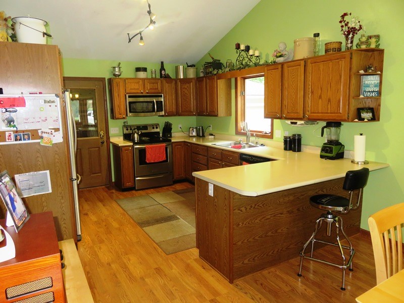 1423 East 400 North Decatur, IN 46733 - Photo 8 of 19