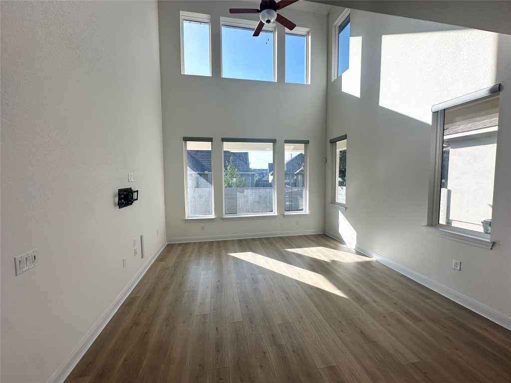 1217 Silver Dollar Trail Georgetown, TX 78628 - Photo 6 of 24