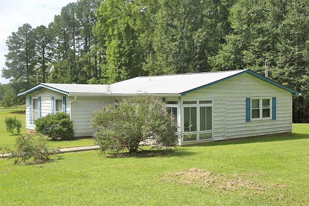1817 Baptist Road Durham, NC 27703 - Photo 14 of 16 Photo 14