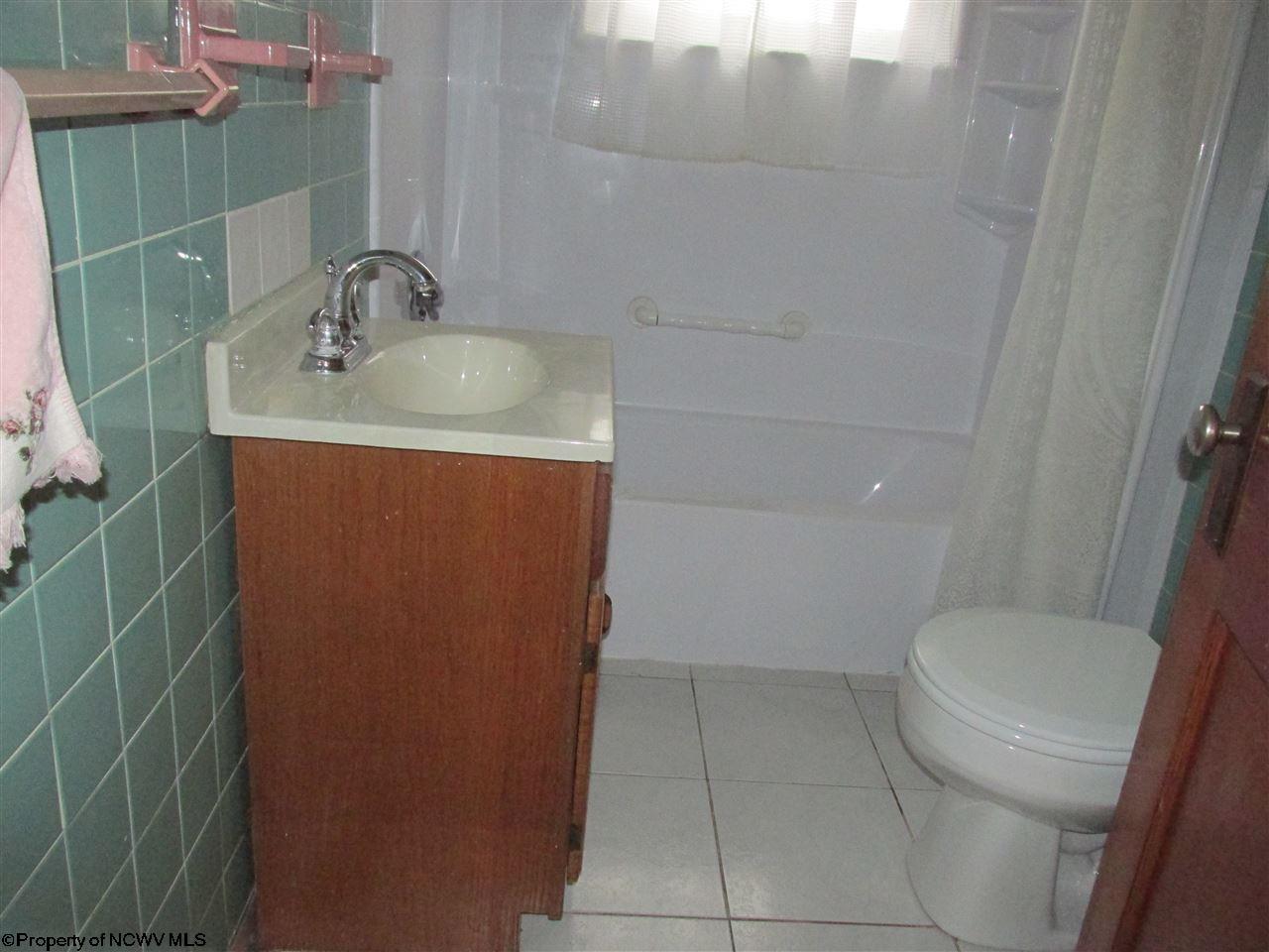 102 Firehouse Road Fairmont, WV 26554 - Photo 6 of 9 Gallery Image 6
