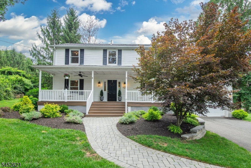 8 Southview Road Randolph, NJ 07869 - Photo 3 of 46 Gallery Image 3