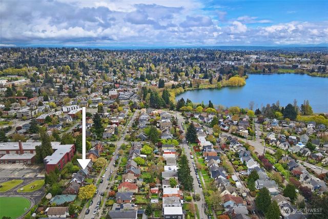 $1,195,000 | 1134 North 78th Street, Seattle, WA 98103