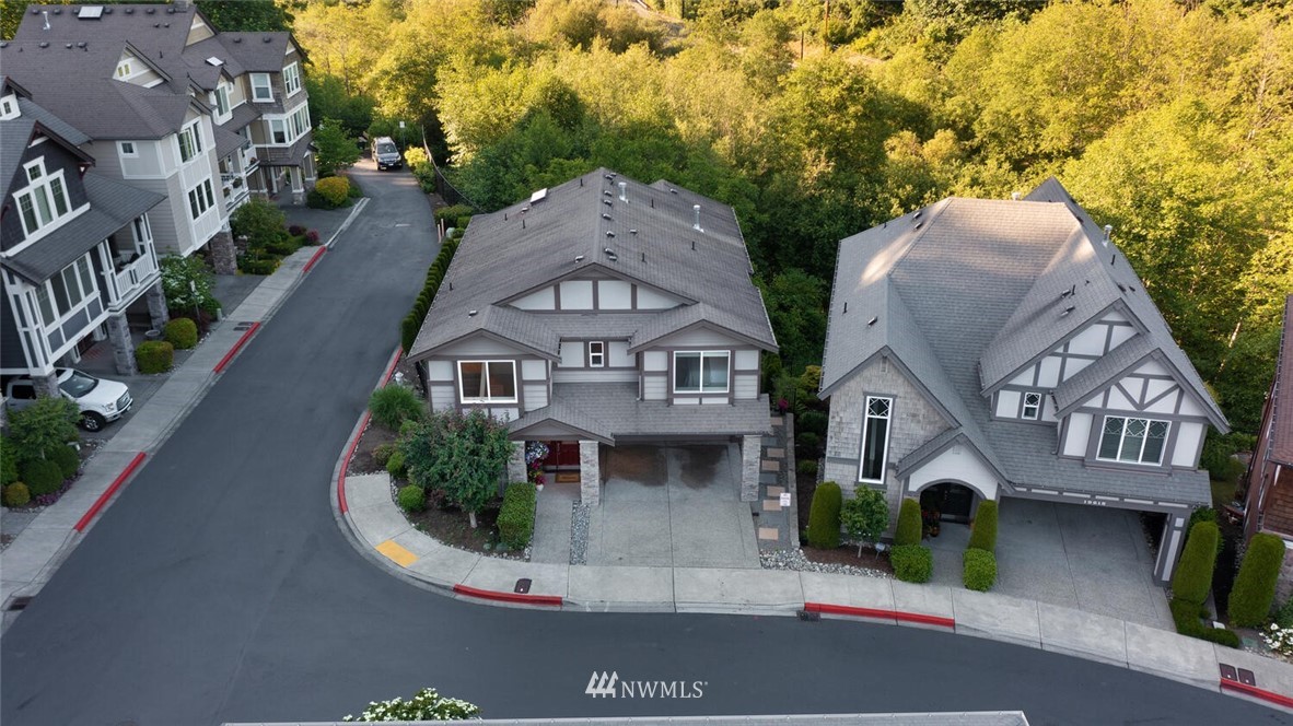 19622 94th Avenue Northeast, Unit 38 Bothell, WA 98011 - Photo 29 of 30 an aerial view of a house