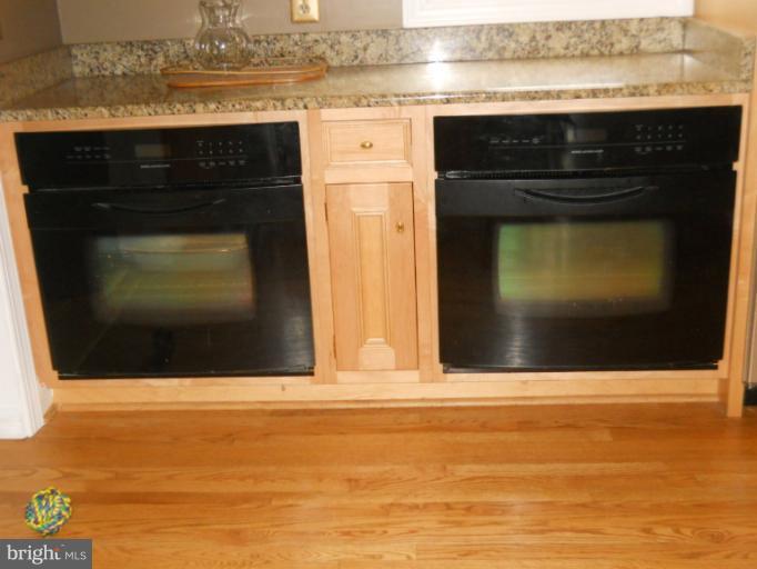 24031 Slidell Road Clarksburg, MD 20871 - Photo 23 of 25 Kitchen