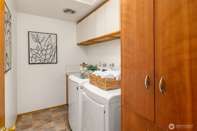 $1,350,000 | 6037 Northeast 61st Street, Seattle, WA 98115