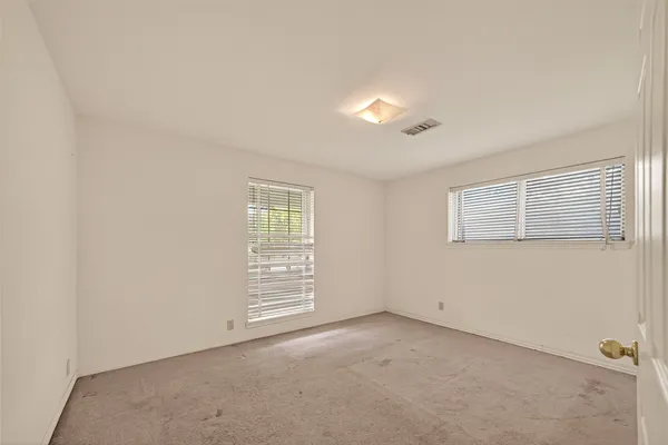 $525,000 | 6739 Grovewood Lane, Houston, TX 77008