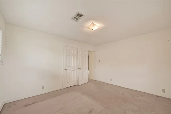 $525,000 | 6739 Grovewood Lane, Houston, TX 77008