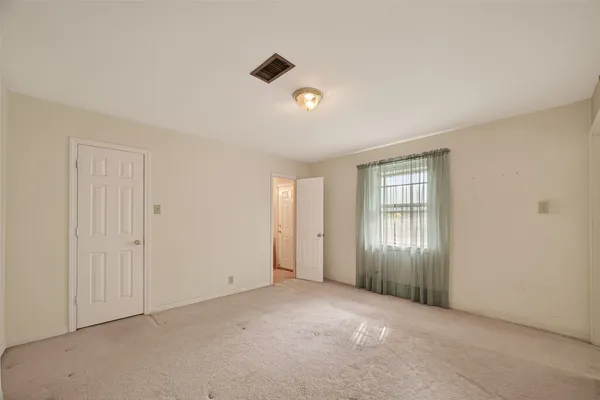 $525,000 | 6739 Grovewood Lane, Houston, TX 77008