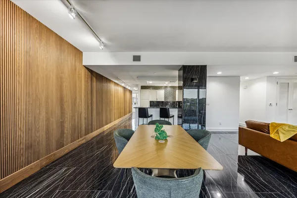 $6,500 | 901 West 9th Street, Unit 401A, Austin, TX 78703