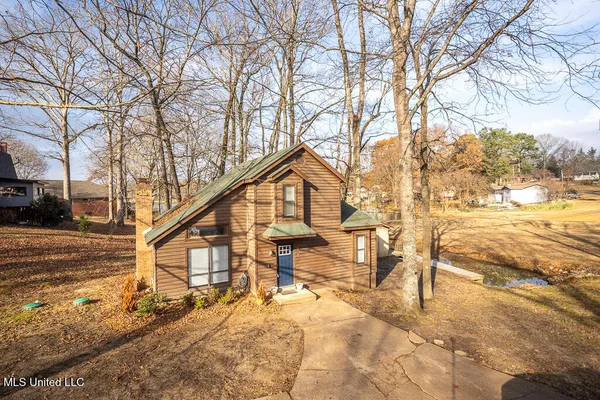 $250,000 | 537 Thunderbird Drive North, Hernando, MS 38632