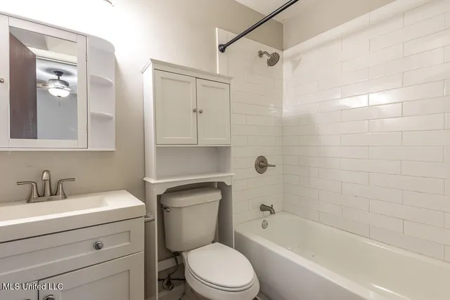 $250,000 | 537 Thunderbird Drive North, Hernando, MS 38632