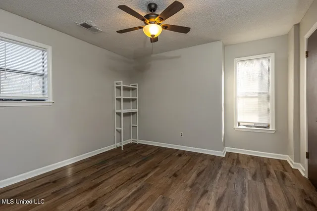 $250,000 | 537 Thunderbird Drive North, Hernando, MS 38632