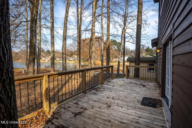 $250,000 | 537 Thunderbird Drive North, Hernando, MS 38632