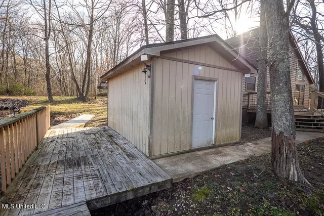 $250,000 | 537 Thunderbird Drive North, Hernando, MS 38632