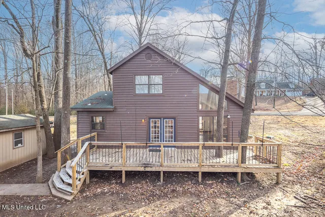 $250,000 | 537 Thunderbird Drive North, Hernando, MS 38632