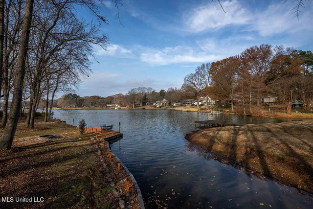 $250,000 | 537 Thunderbird Drive North, Hernando, MS 38632