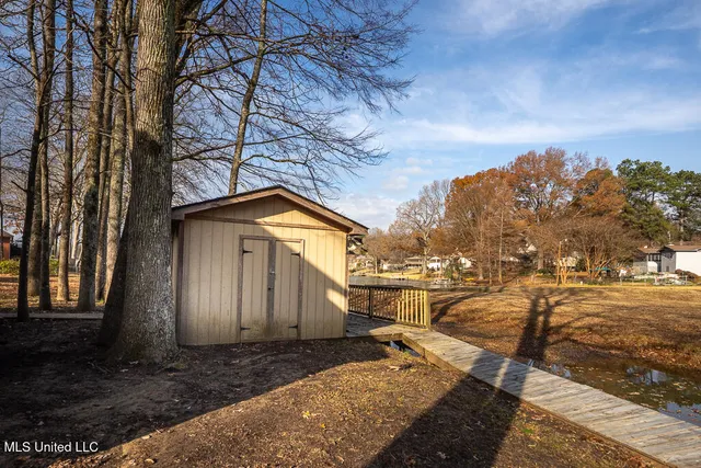 $250,000 | 537 Thunderbird Drive North, Hernando, MS 38632