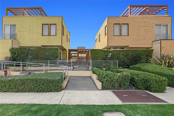$800,000 | 53 North Oak Avenue, Unit 5, Pasadena, CA 91107