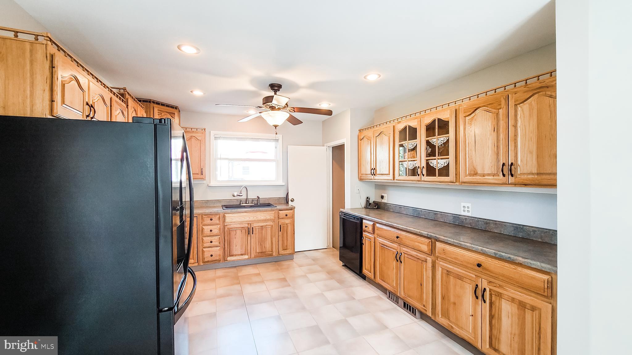 1531 Galena Road Baltimore, MD 21221 - Photo 16 of 66 Extensive counter space!