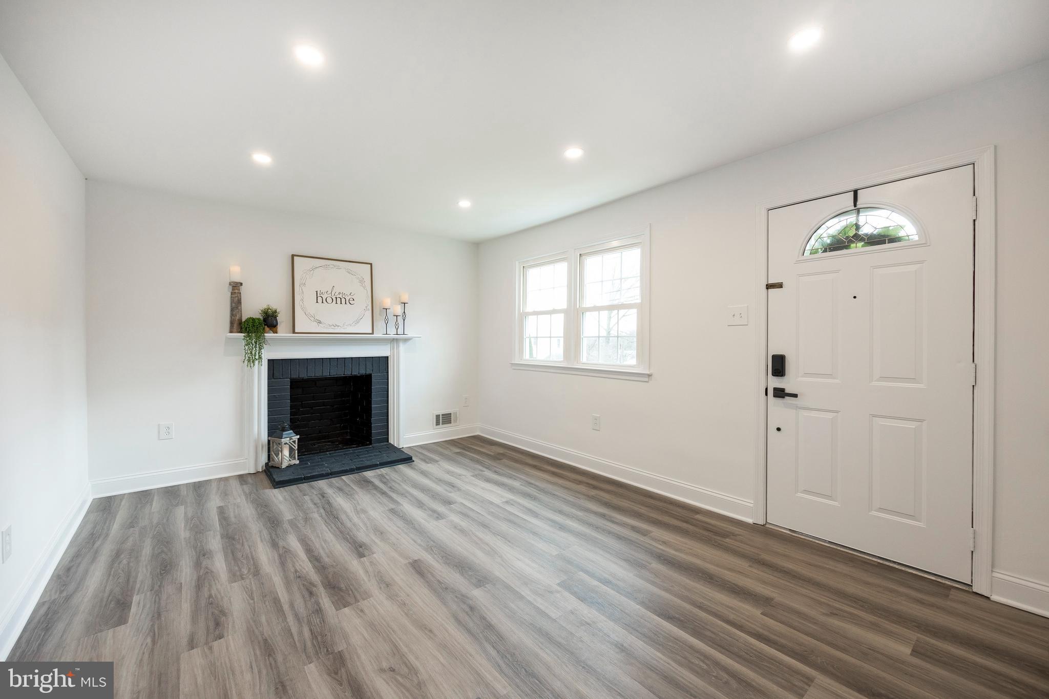 253 Chestnut Street Spring City, PA 19475 - Photo 4 of 38 New flooring, recessed lighting & wood burning FP