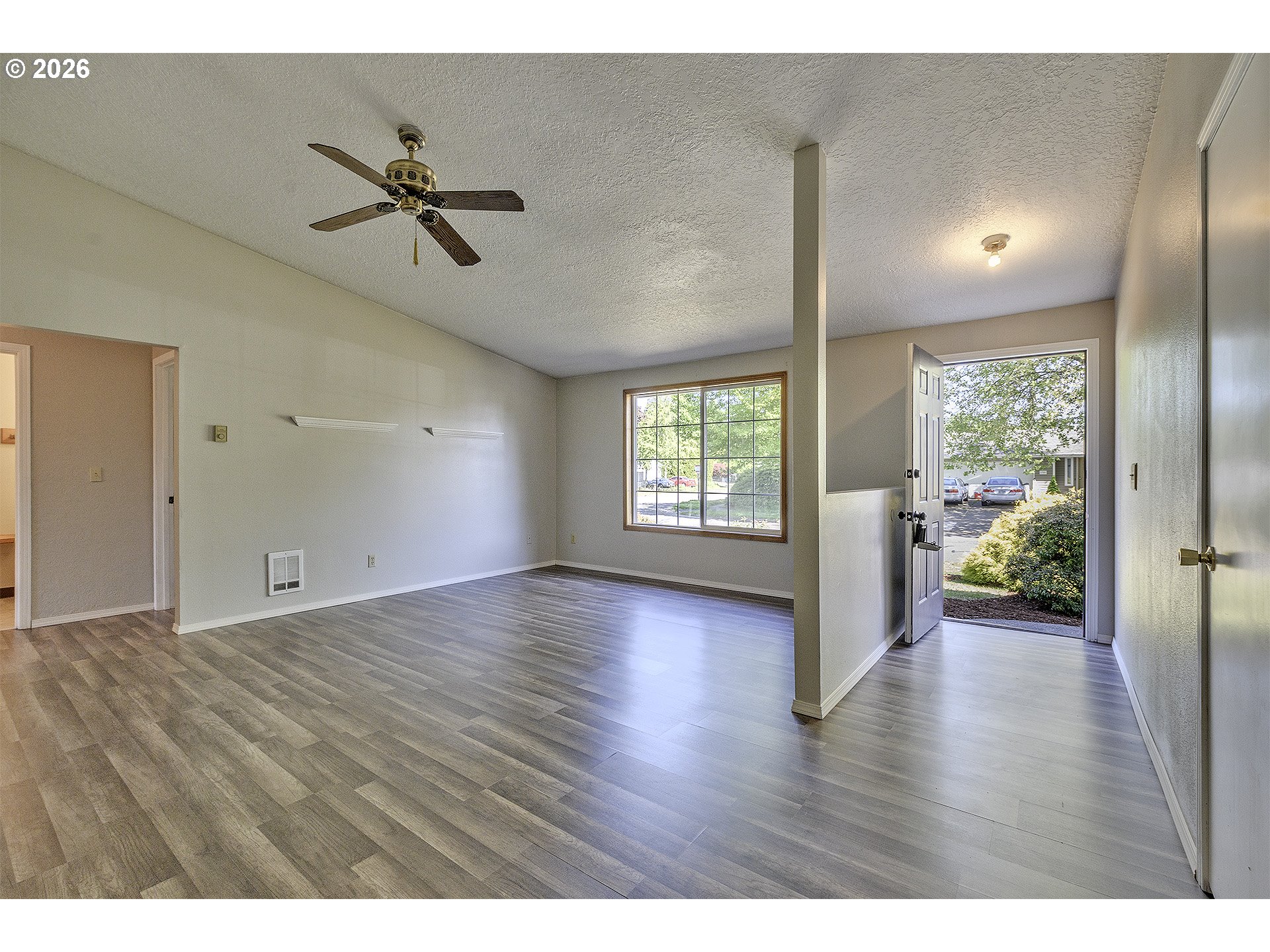 1750 Tamarack Way Forest Grove, OR 97116 - Photo 2 of 34