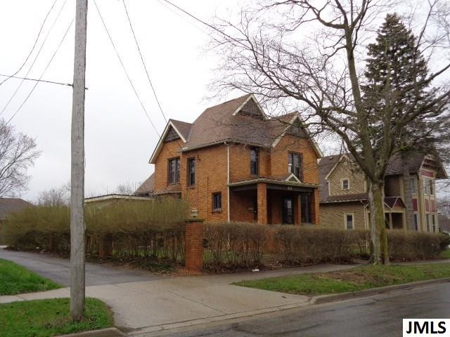 411 West Morrell Street Jackson, MI 49203 - Photo 2 of 17 Photo 2