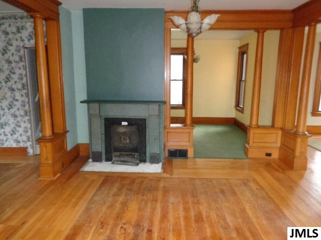 411 West Morrell Street Jackson, MI 49203 - Photo 9 of 17 Photo 10