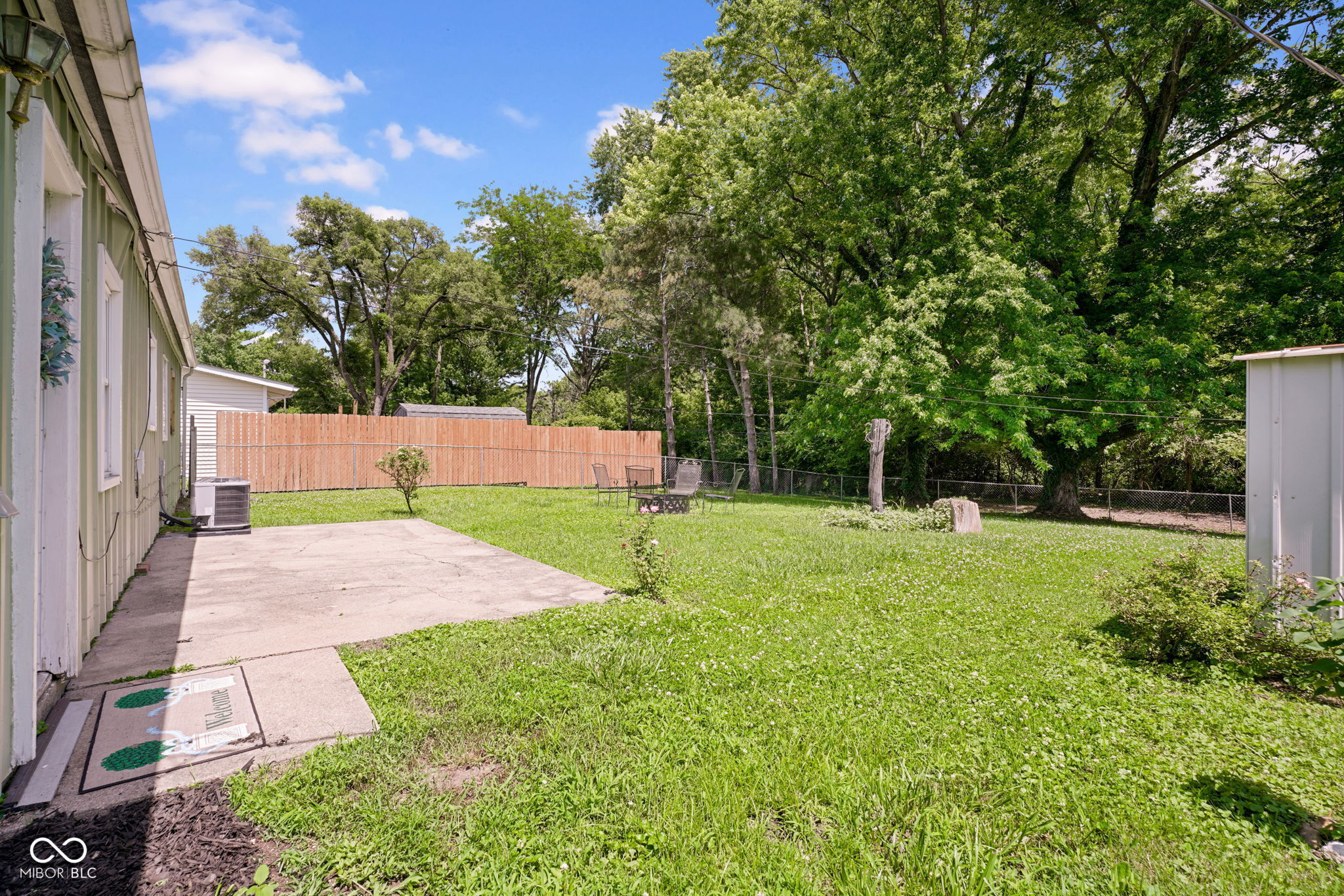 2817 Streamside Drive Columbus, IN 47203 - Photo 22 of 25
