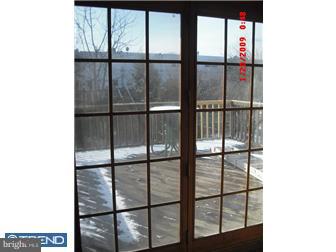 3718 Academy Road Philadelphia, PA 19154 - Photo 6 of 9 Deck