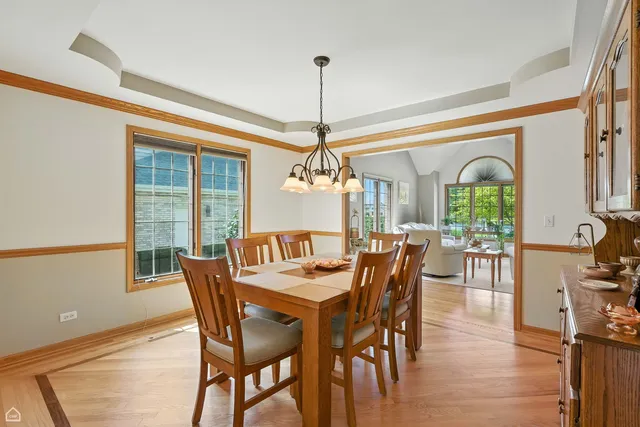 $825,000 | 115 Flamingo Drive, Roselle, IL 60172