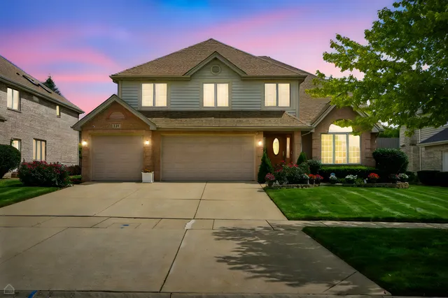 $825,000 | 115 Flamingo Drive, Roselle, IL 60172