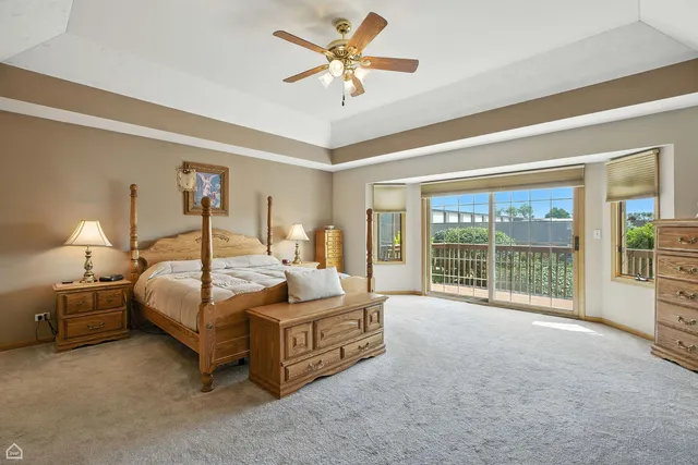 $825,000 | 115 Flamingo Drive, Roselle, IL 60172