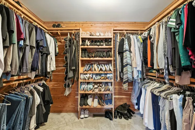 $825,000 | 115 Flamingo Drive, Roselle, IL 60172