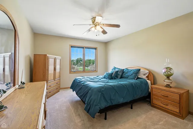 $825,000 | 115 Flamingo Drive, Roselle, IL 60172