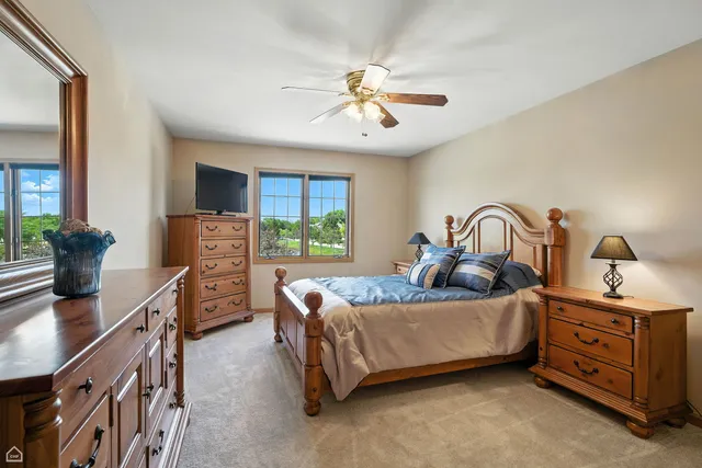 $825,000 | 115 Flamingo Drive, Roselle, IL 60172