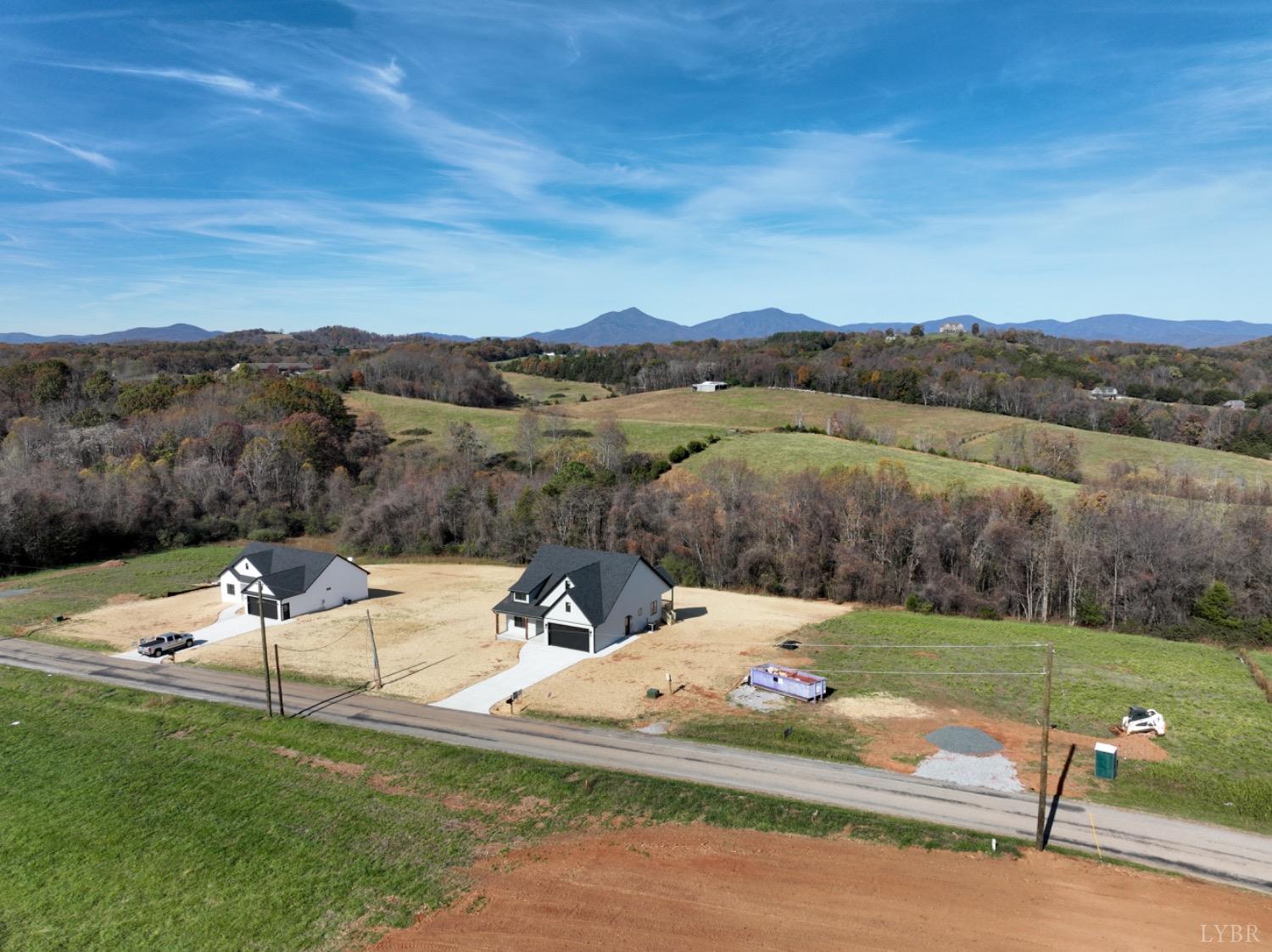1364 Wells Road Bedford, VA 24523 - Photo 2 of 42 Gallery Image 2
