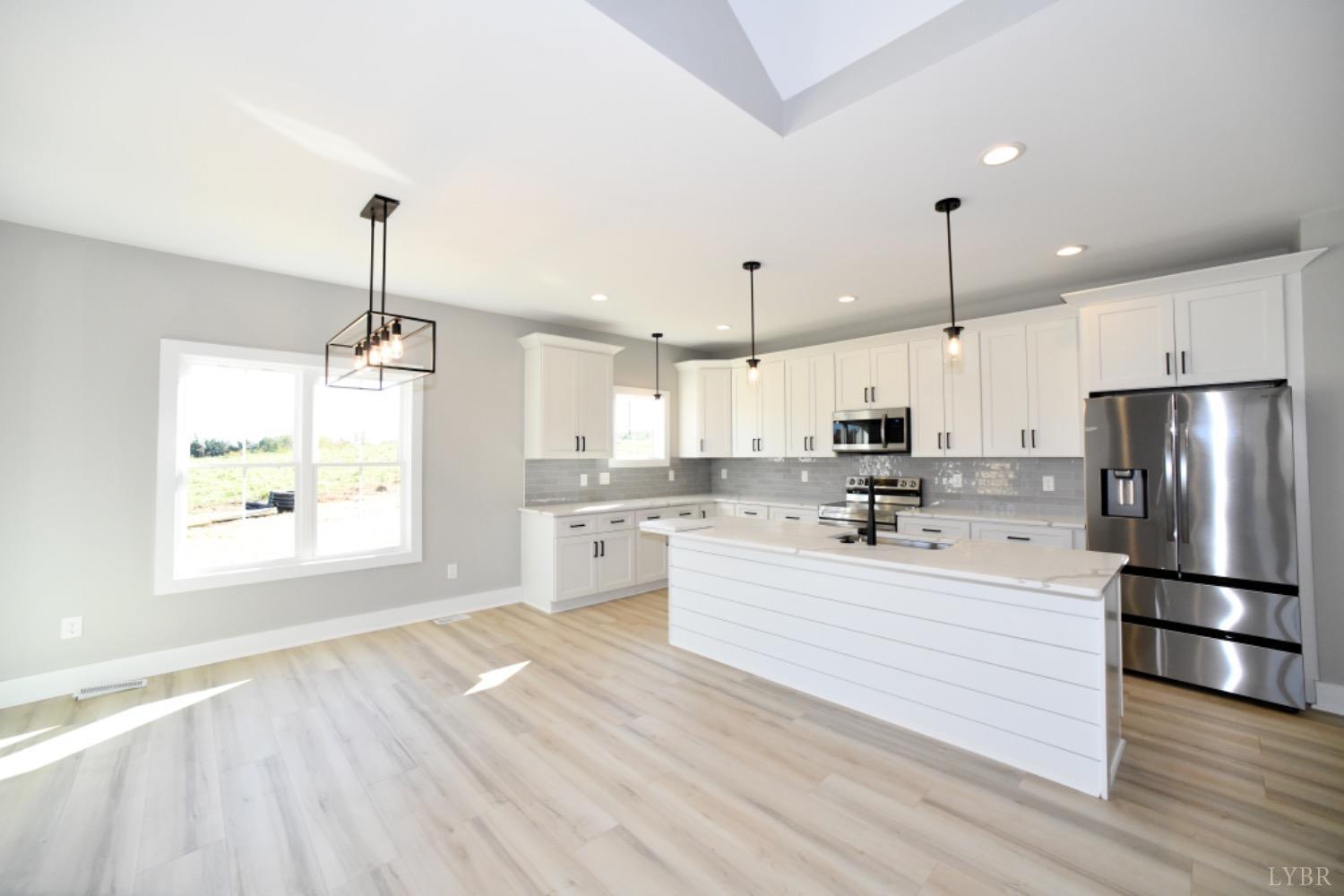 1364 Wells Road Bedford, VA 24523 - Photo 23 of 42 Gallery Image 23