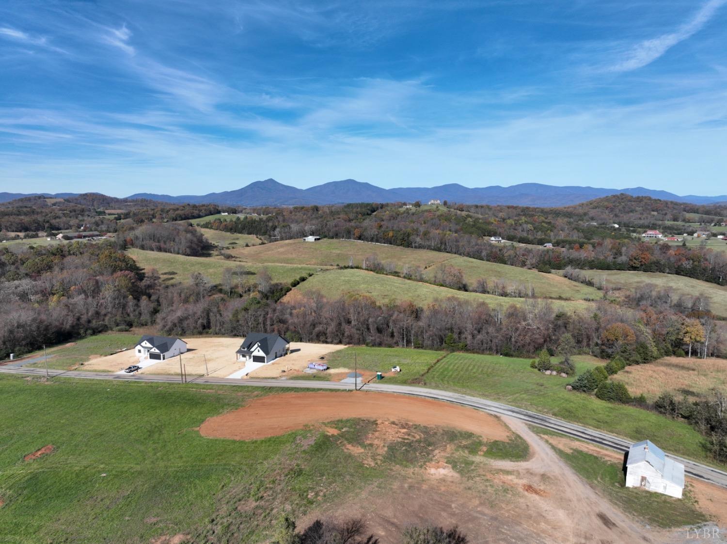 1364 Wells Road Bedford, VA 24523 - Photo 3 of 42 Gallery Image 3