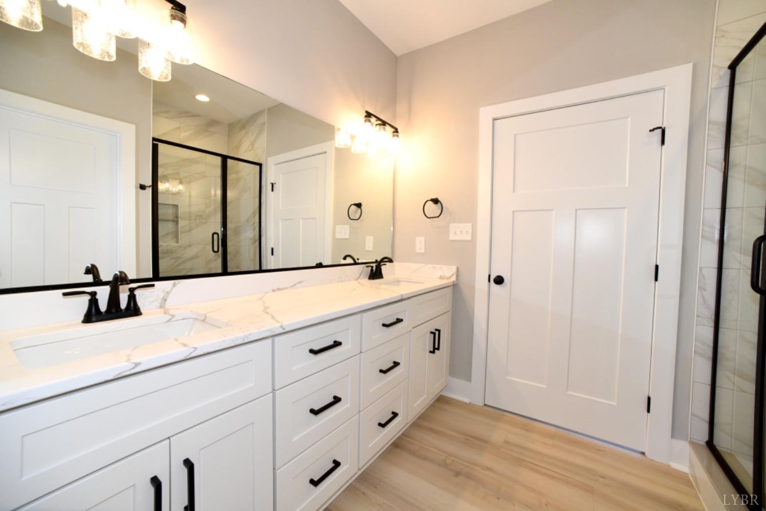 1364 Wells Road Bedford, VA 24523 - Photo 33 of 42 Gallery Image 33