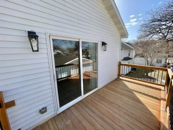 $319,900 | 1107 10th Street Northwest, Austin, MN 55912