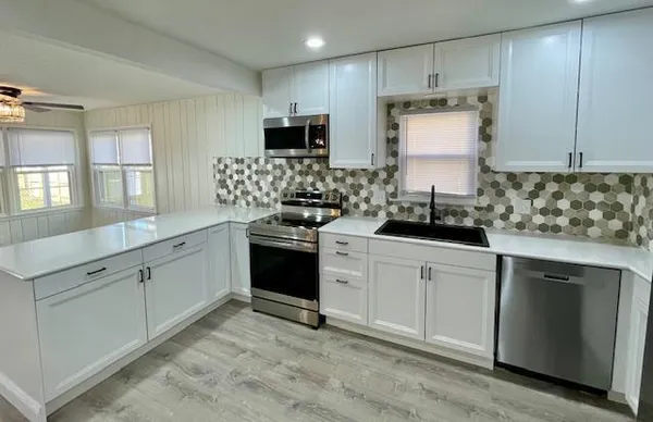 $319,900 | 1107 10th Street Northwest, Austin, MN 55912