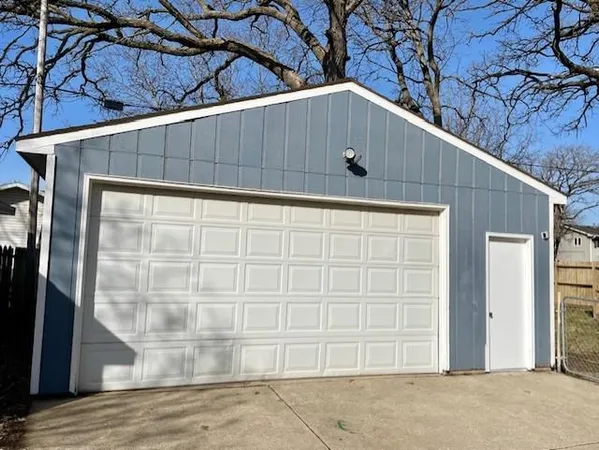 $319,900 | 1107 10th Street Northwest, Austin, MN 55912