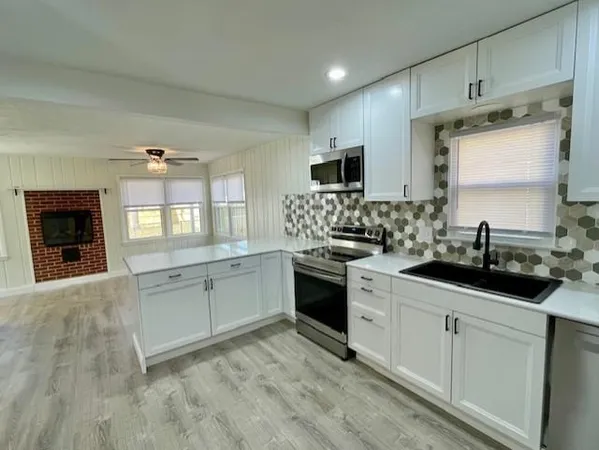 $319,900 | 1107 10th Street Northwest, Austin, MN 55912