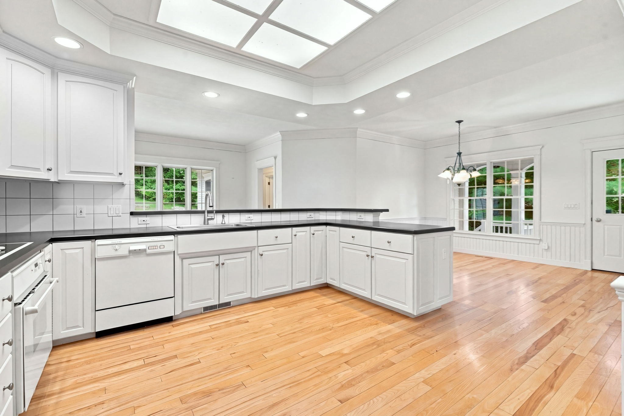 24 Ridge Road Hampden, MA 01036 - Photo 10 of 40 Gallery Image 10