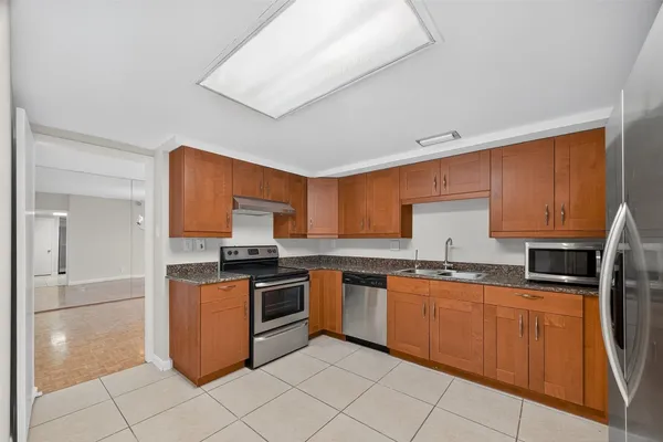 $3,500 | 5001 Woodway Drive, Unit 1804, Houston, TX 77056